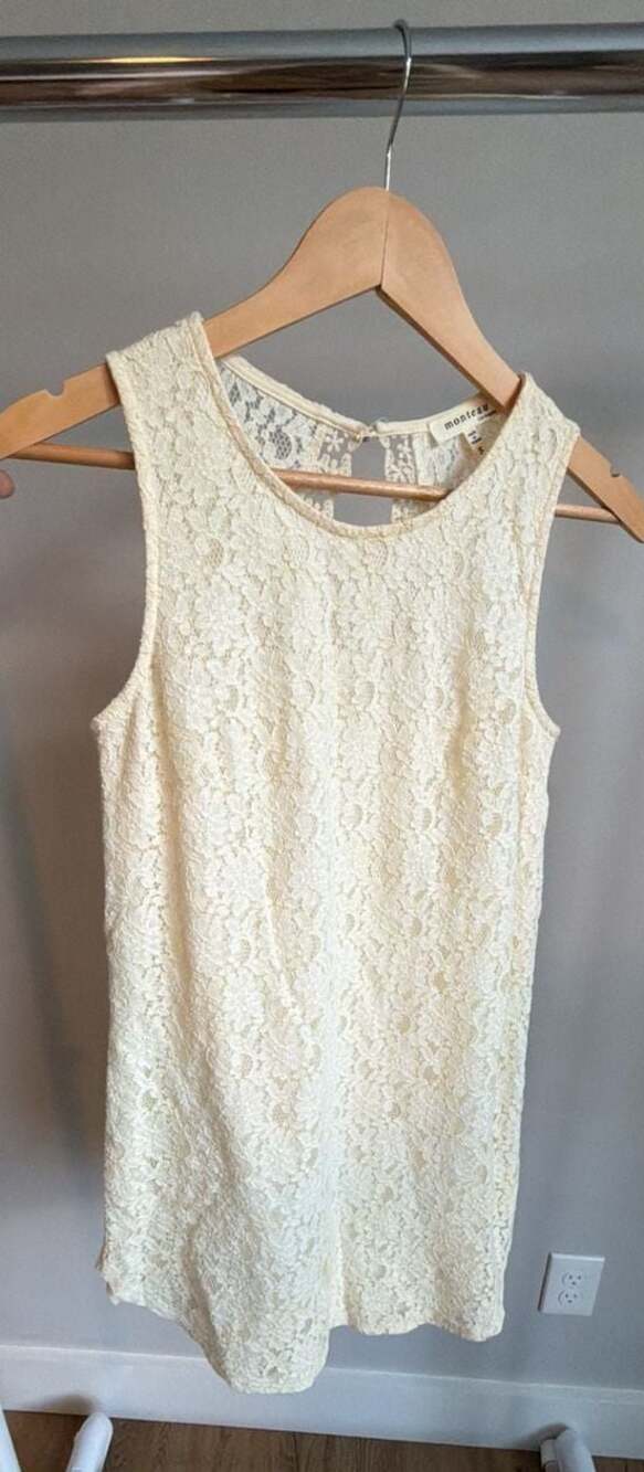 Monteau Los Angeles Cream Lace Dress Size S